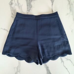 Aritzia Wilfred Arbre Navy High Rise Scallop Shorts